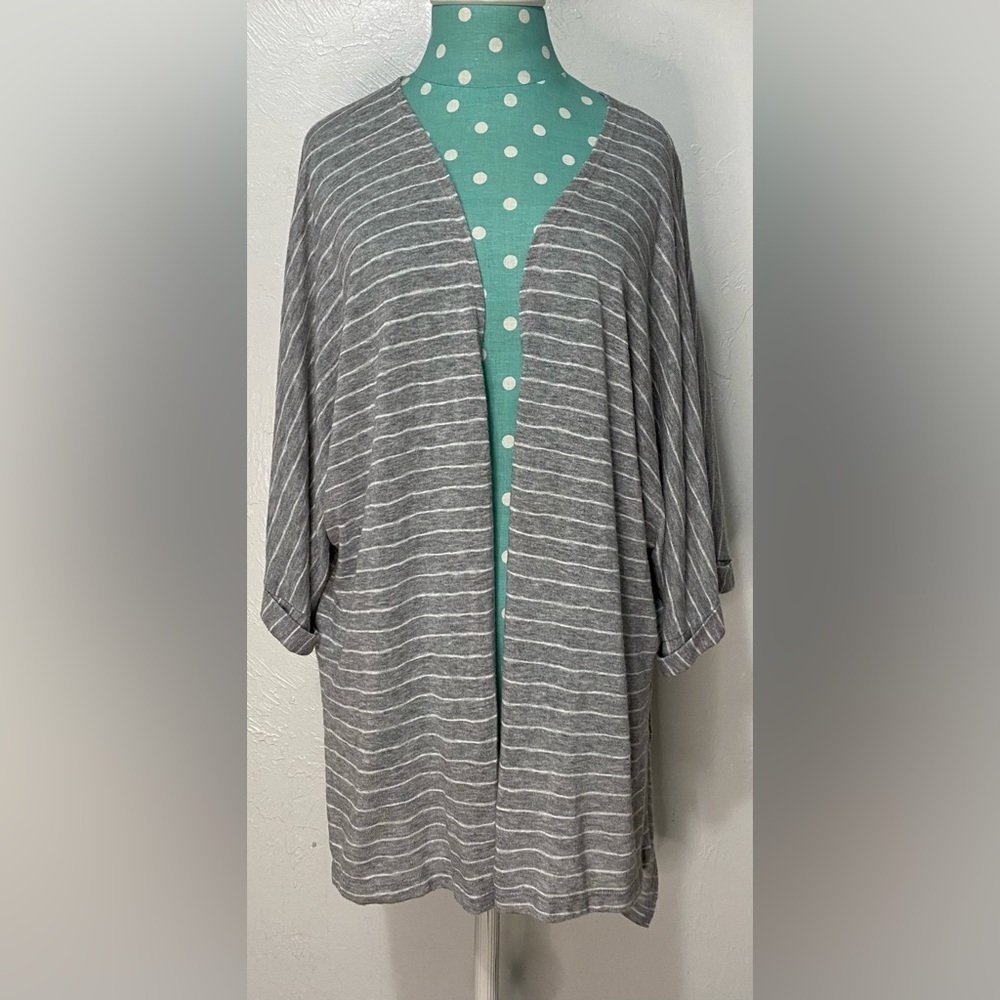 Soft Surroundings Gray and White Striped Cardigan Size M